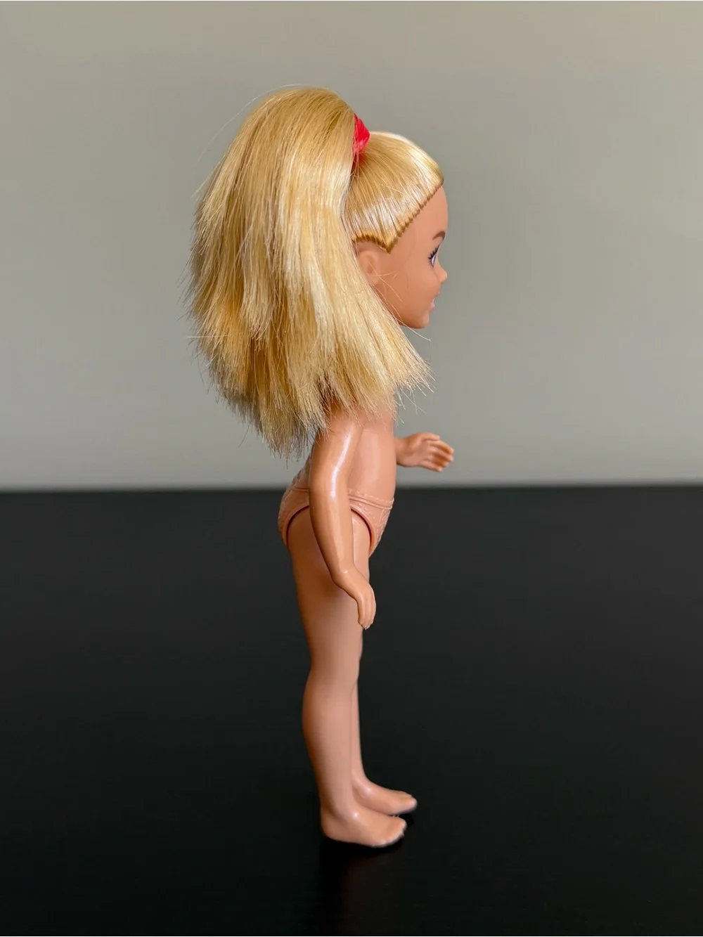 Mattel Barbie Chelsea Doll Blonde Ponytail Blue Eyes 5.5in
